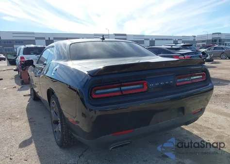 2017 Dodge Challenger Sxt Plus z USA, uszkodzony, nr VIN 2C3CDZAG7HH656516